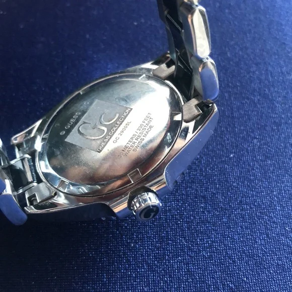 Guess Collection Watch - Picture 4 of 6